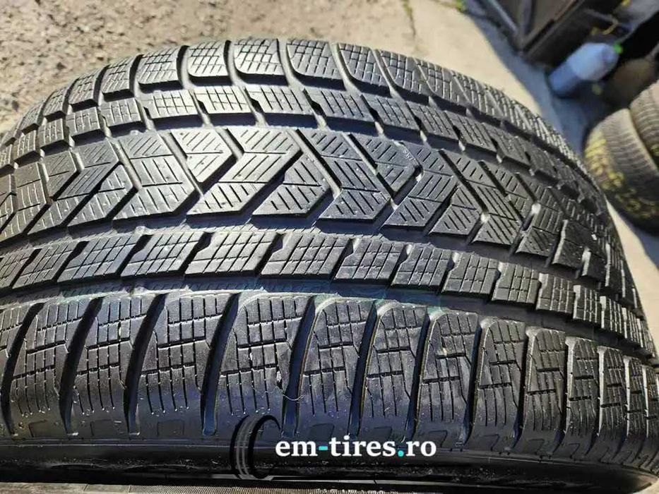 SET 2 Anvelope Iarna 295/45 R19 PIRELLI Scorpion Winter 113V