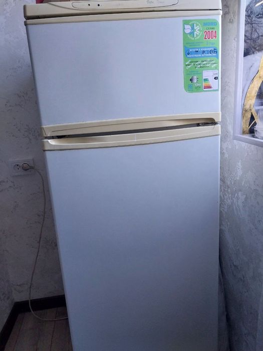 Продам холодильник срочно