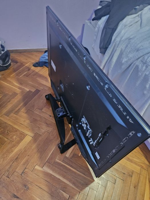 Телевизор LG  47 инча