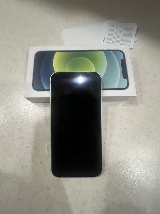 Продам iphone 12 128gb