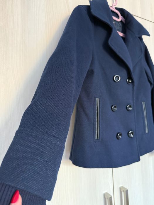 Зимно късо палто