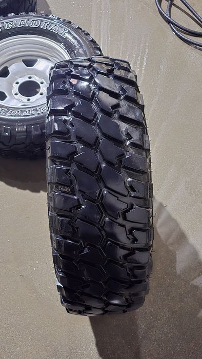 Cauciucuri cu jante R16 6x139.7