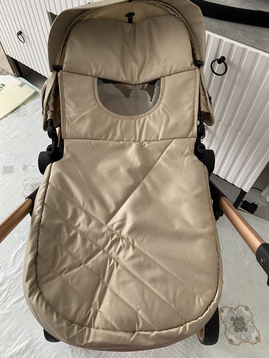 Коляска трансформер почти новый не использовали