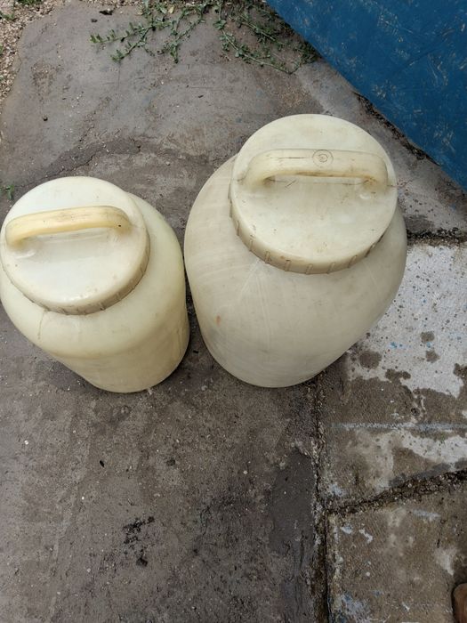 Продам флаги пластиковые