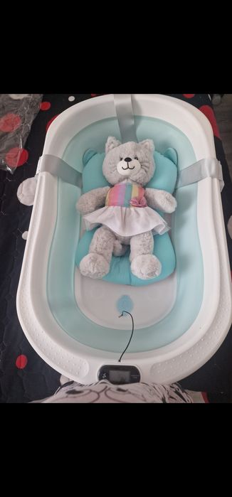 Cădiță pliabilă pentru bebeluși cu termometru și pernuță