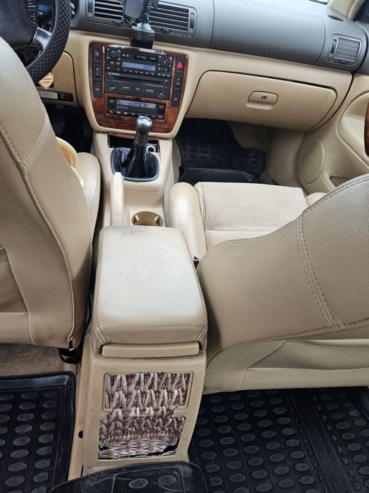 Volkswagen Passat B5.5 2004.  4×4 diesel