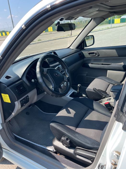 Subaru Forester продам