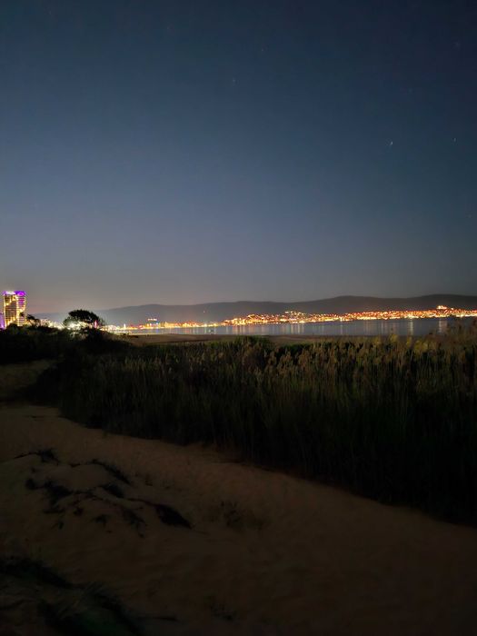 Тристаен апартамент под наем в Слънчев бряг