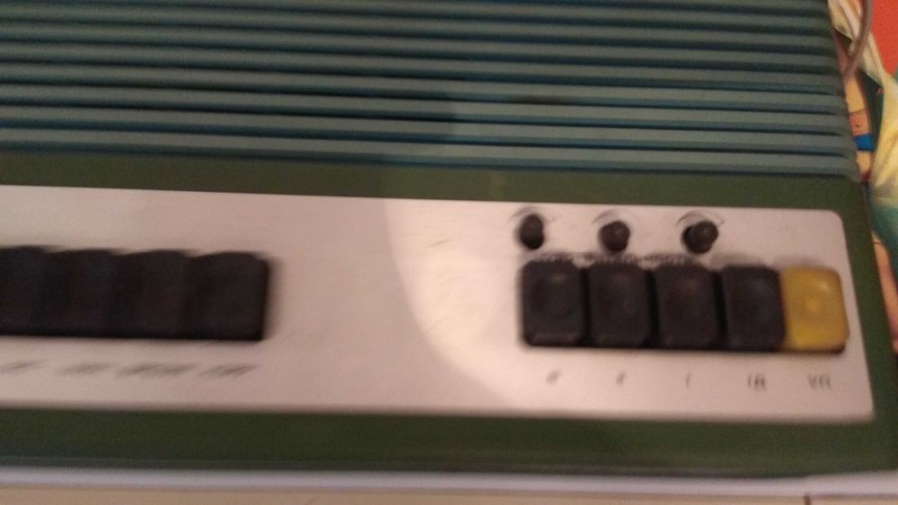 Радиоприемник Алатау 201. СССР.