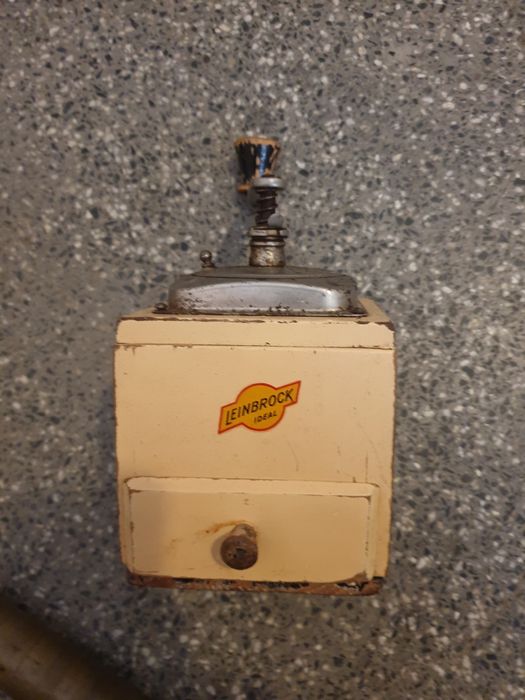 Ръчна кафемелачка