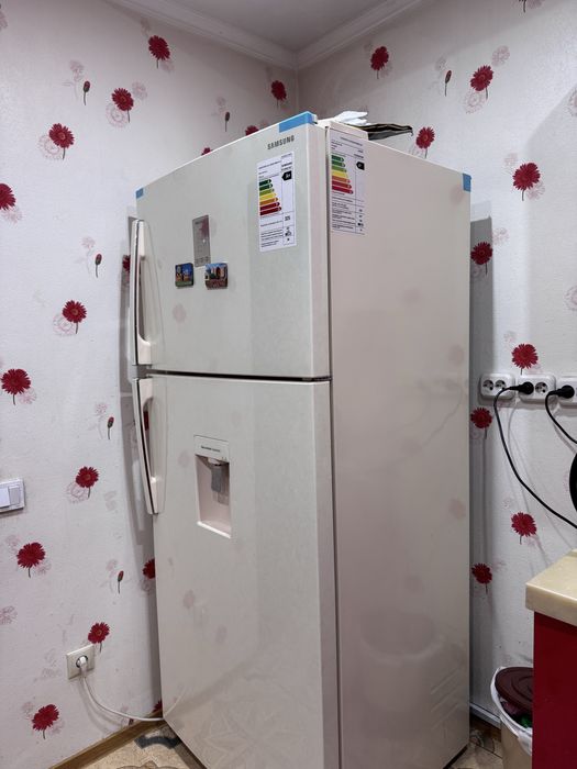 Холодильник Samsung RT53K6510EF