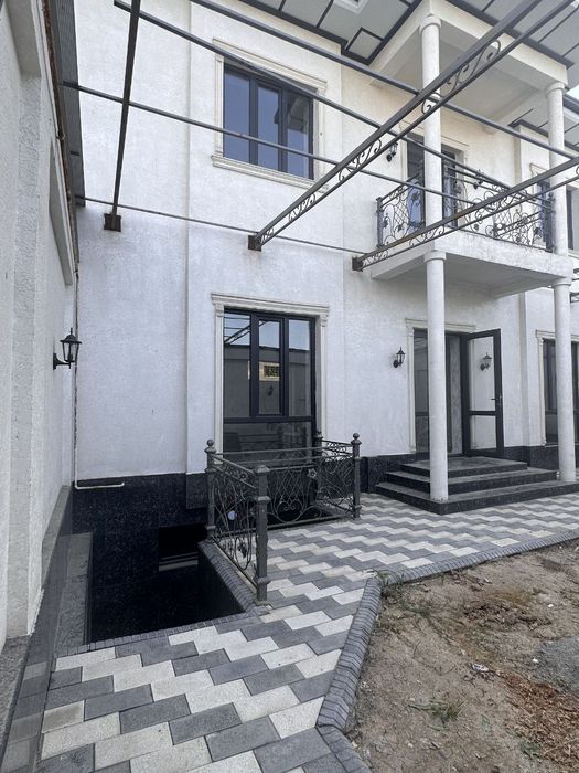 Хасанбой 7 хона, 2.3 сотх янги ремонт