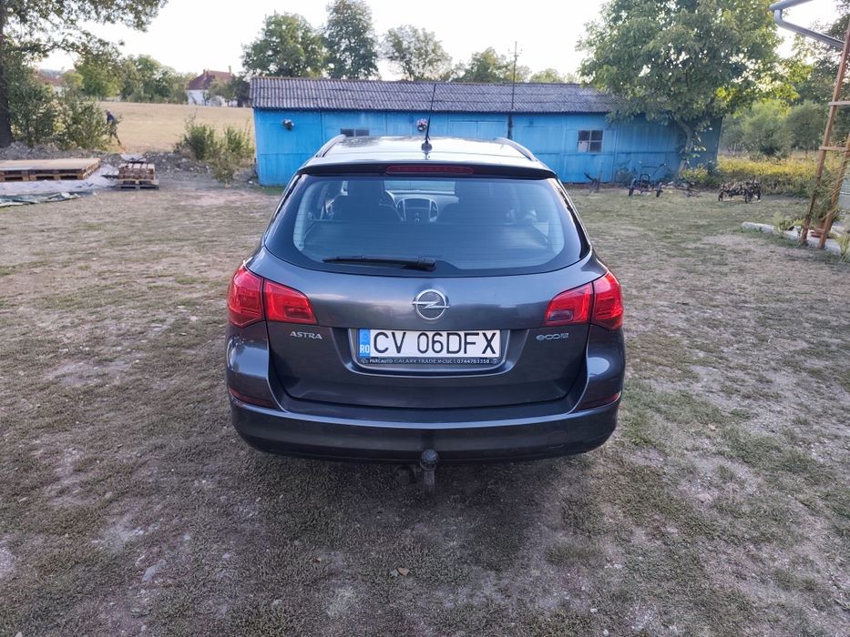 OPEL Astra 2011 — imagine 5