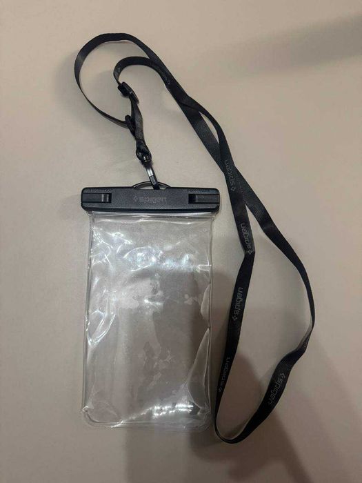 Водоустойчив калъф за телефон Spigen A601