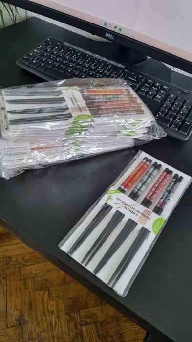 Set betisoare chinezesti, 4 perechi, Bambus, diferite modele