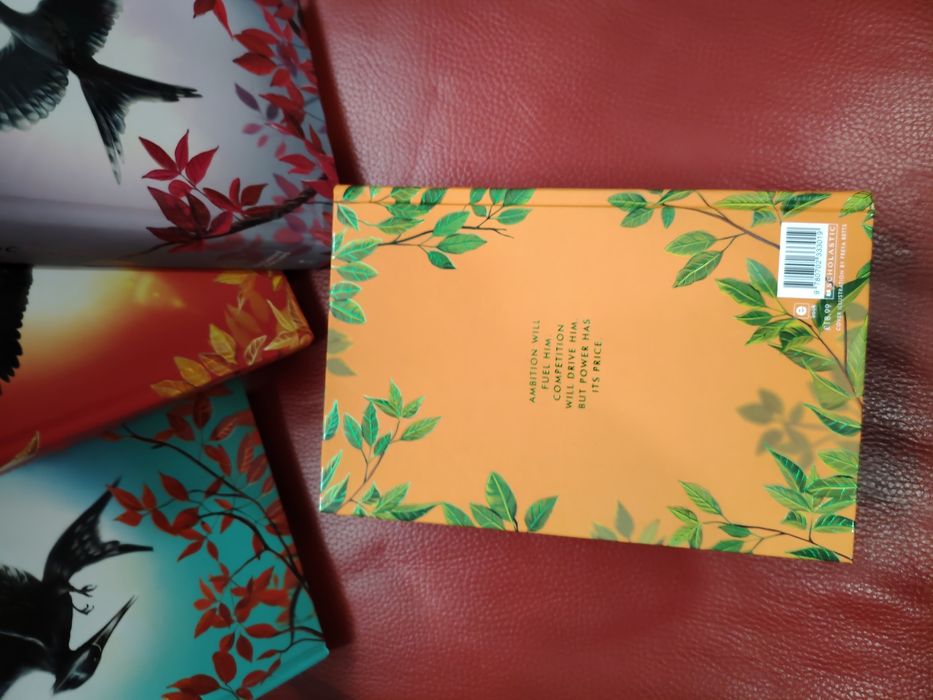 Set The deluxe Hunger Games collection