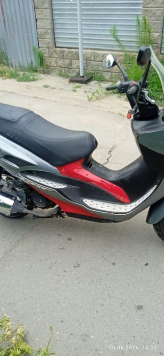 Продам макси скутер