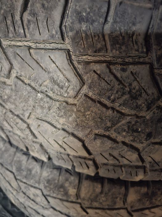 Продам шины в хорошем состоянии