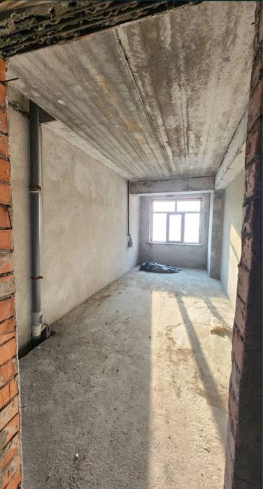 Продается 3х комнатная квартира,8 роддом,ул Кичик Бешагач,140м2