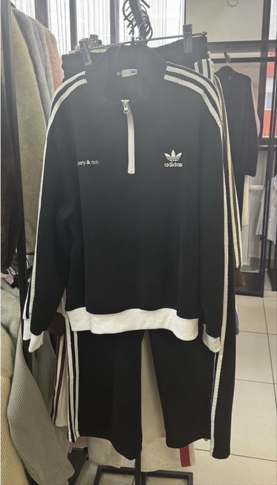 Женский костюм на весну