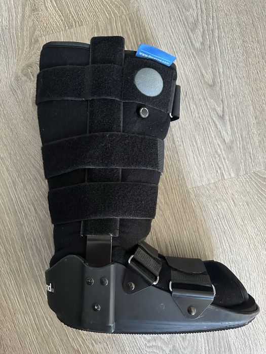 Orteza glezna cu perna de aer