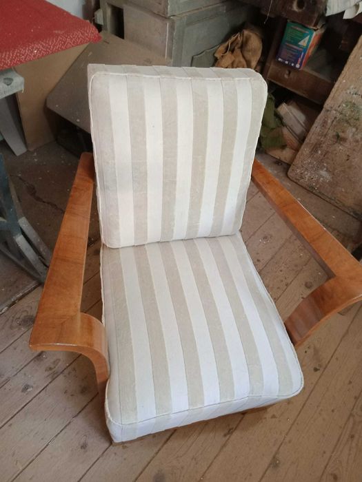 Servicii de restaurare reconditionare mobila