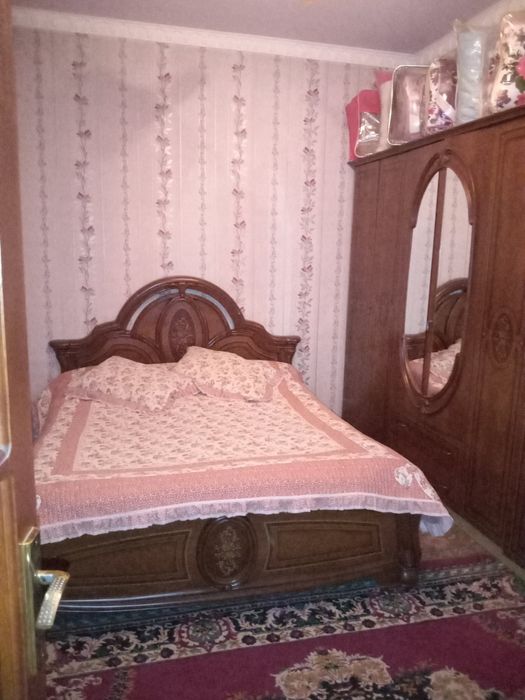 Toshkent tumani abdurahmonda 3sutu uy sotiladi 110000$min 5ta hona
