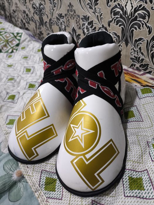 Продам галоши для единоборств