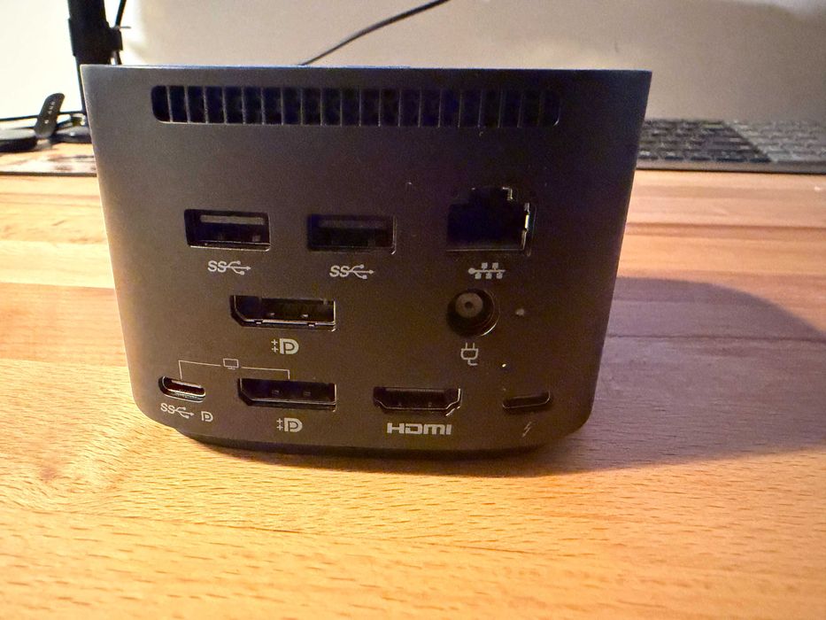 HP G4 Thunderbolt docking station