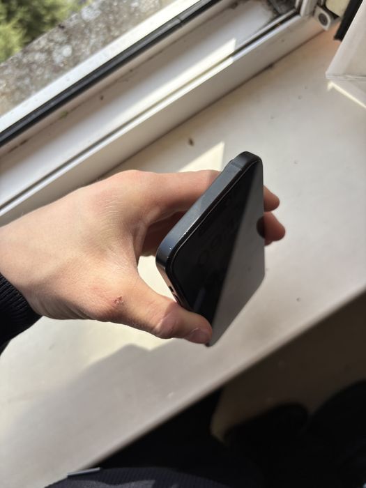 IPhone 15 256гб без ремонт