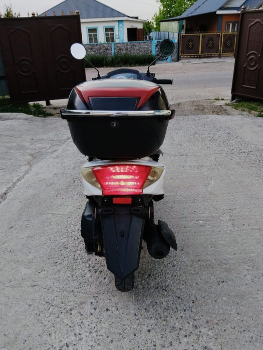 Продам м8 в идеальном состоянии