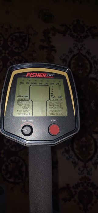 Продавам металотърсач fisher f75ltd