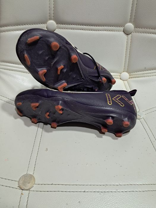 Ghete de copii cu crampoane