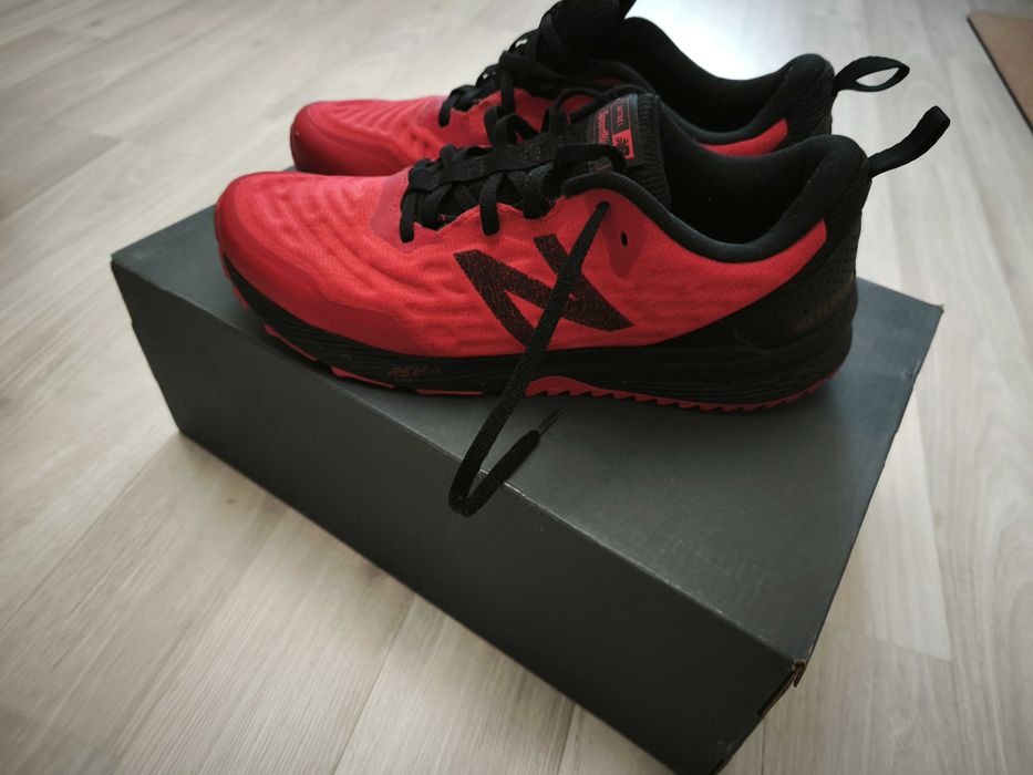 Кроссовки New Balance, размер 10 us, б/у