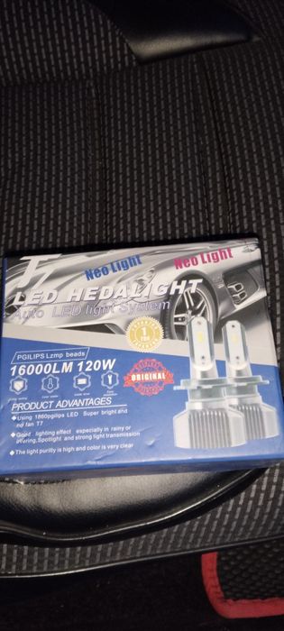 Лед лампочки для автомобиля 3 х контактный