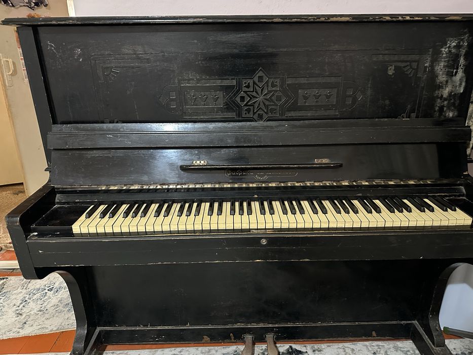 пианино «Спутник»