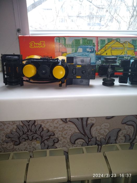 Модель 1:43 муковоз ЗИЛ ссср