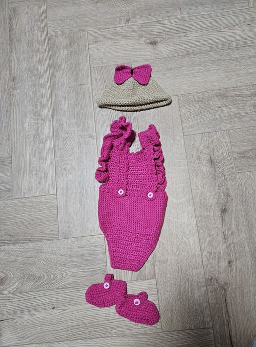 Set croșetat hand made Minnie  fetițe marime 56-80