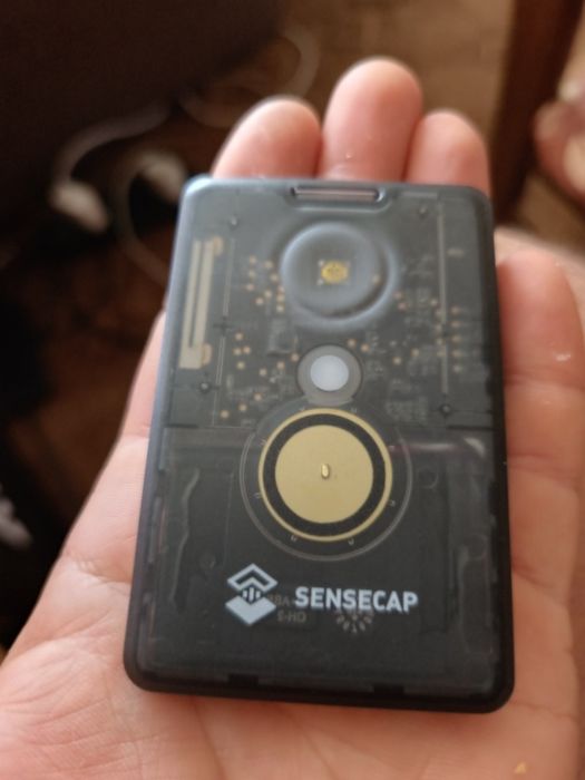 SenseCAP  T1000E Meshtastic Card Tracker