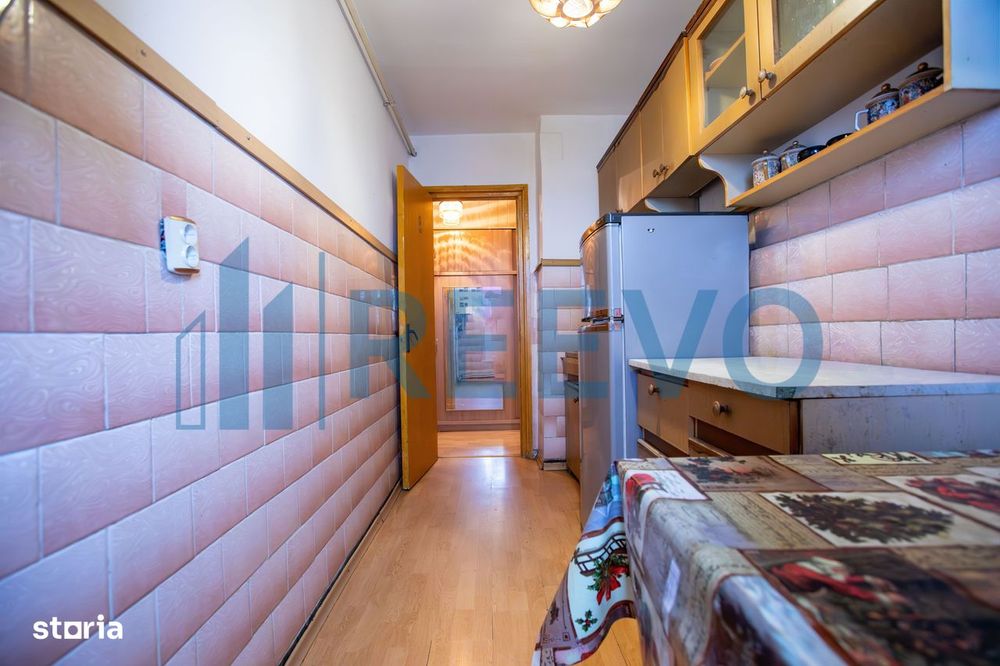 Apartament de vânzare 3 camere, Bacău