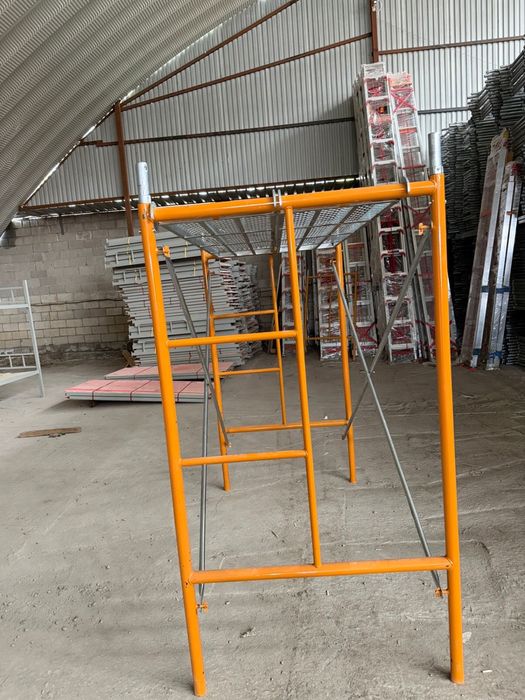 Трапециевидные строительные леса