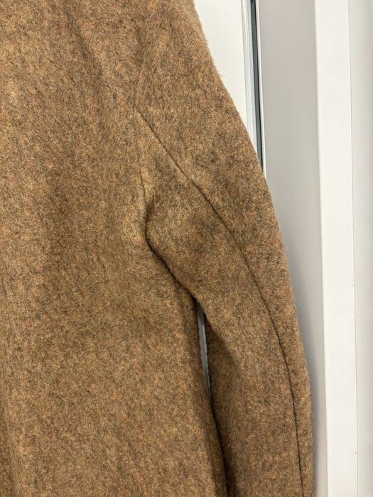 Дамско палто с дължина до коляното