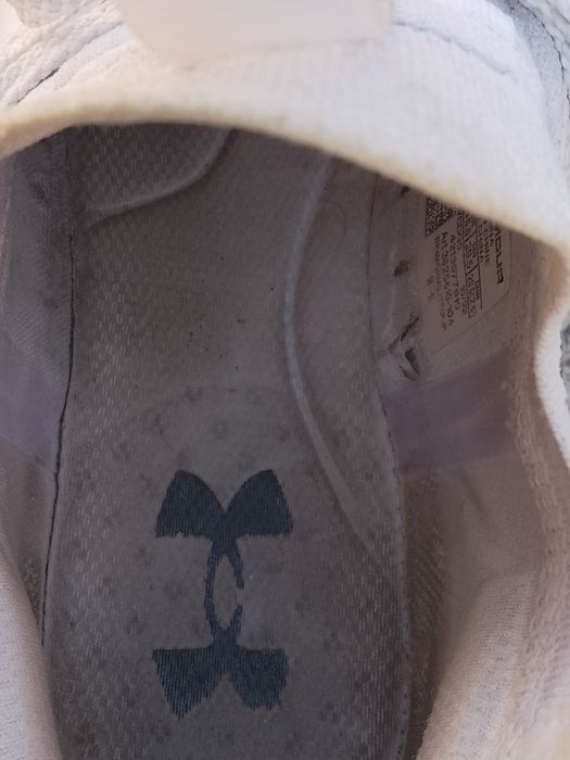 Маратонки Under armour номер 45.5