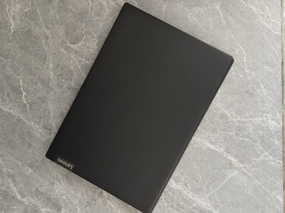 Офисный ноутбук Lenovo