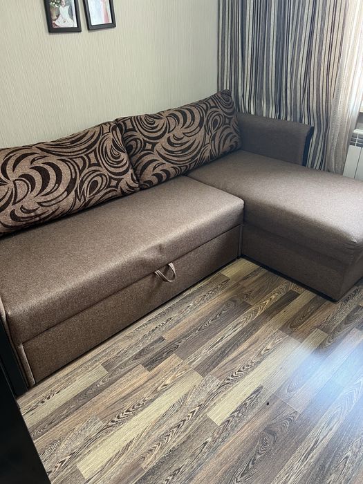 Угловой диван для гостиной