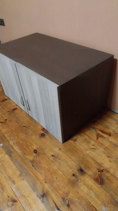 Шкафове 3 броя от секция