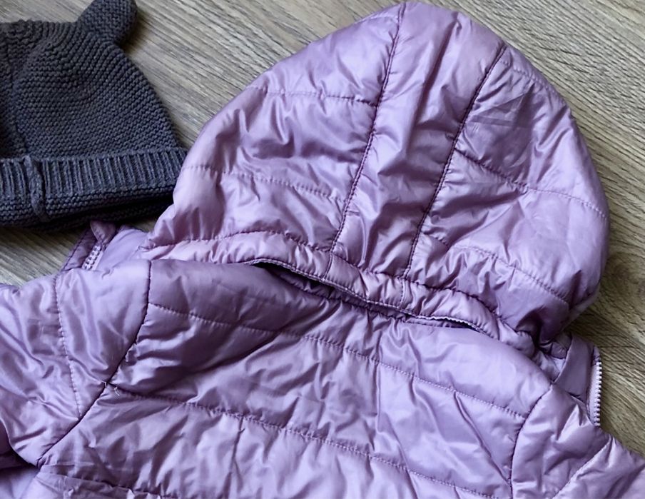 Jacheta matlasata, usor vatuita, H&M, marimea 92