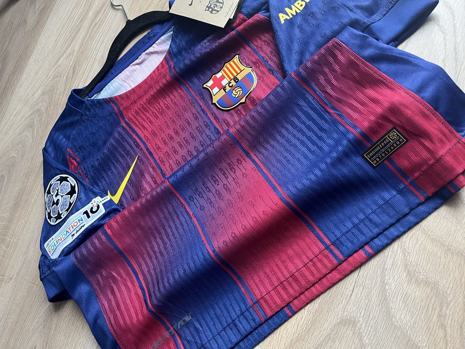 Trixou de forbal Nike FC Barcelona Lamine Yamal 10 marime M