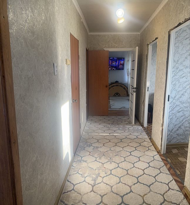 Продам дом заходи живи