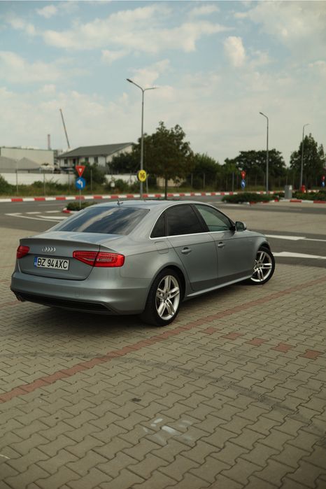 Audi A4, 2.0 TDI, Multitronic, S-line